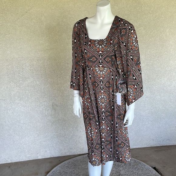 Nieves Lavi Damascus Kimono Dress - Picture 4 of 7